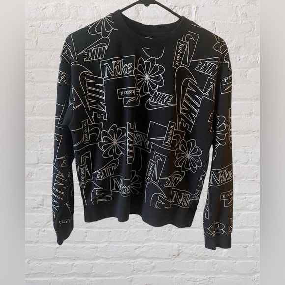 Nike Women's Icon Clash Black Silver Fleece Crop Crew Pullover Size Small - Picture 4 of 8